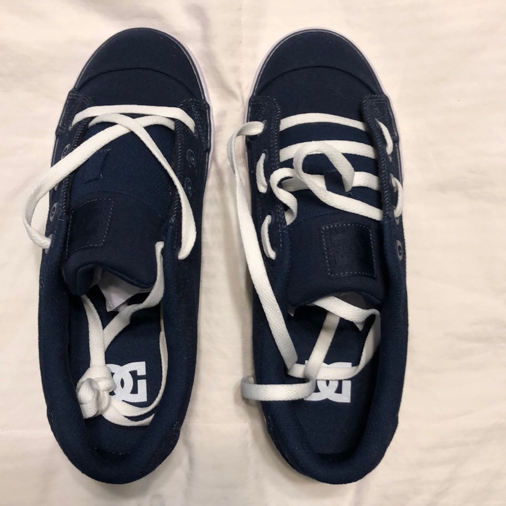 DC shoes